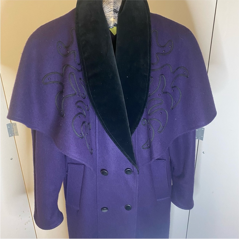 Vintage 1980s Purple Wool Full Length Coat | Velvet Shawl Collar Capelet